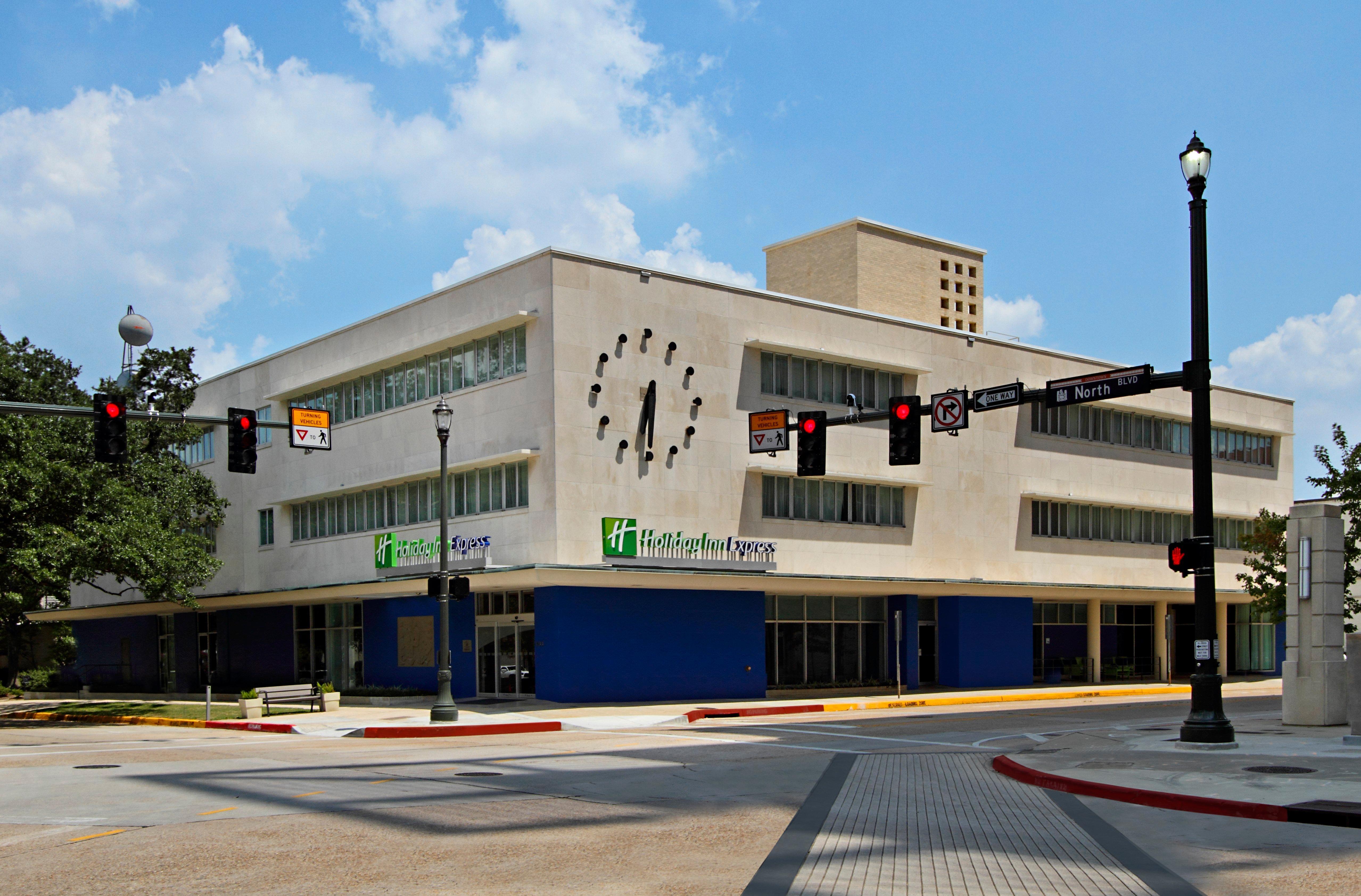 Holiday Inn Express Baton Rouge Downtown, An Ihg Hotel Buitenkant foto